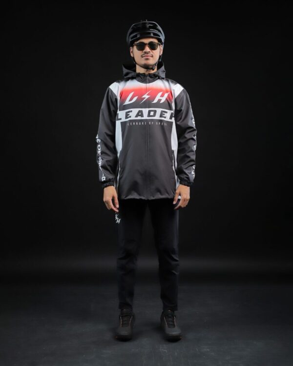 PLEASURE OF SPEED WINDBREAKER RED